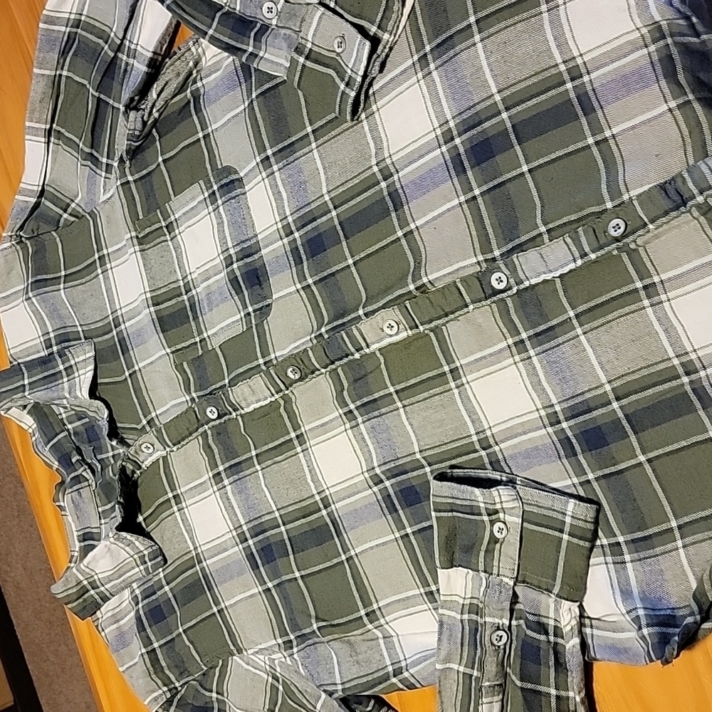 American Eagle Aerie Green and Blue Long Sleeve Button Down, Medium